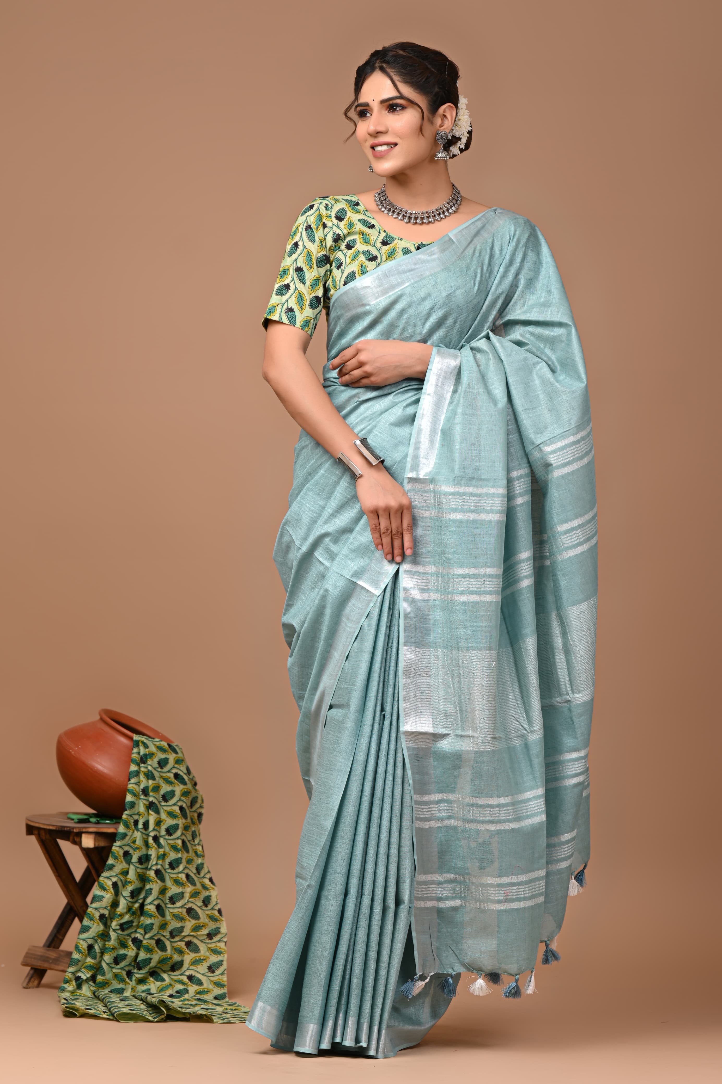 Plain Cotton Linen Saree with  Blouse Piece